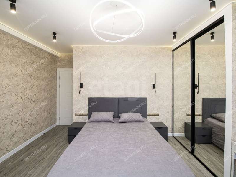 трёхкомнатная квартира на улице Маршала Баграмяна дом 3