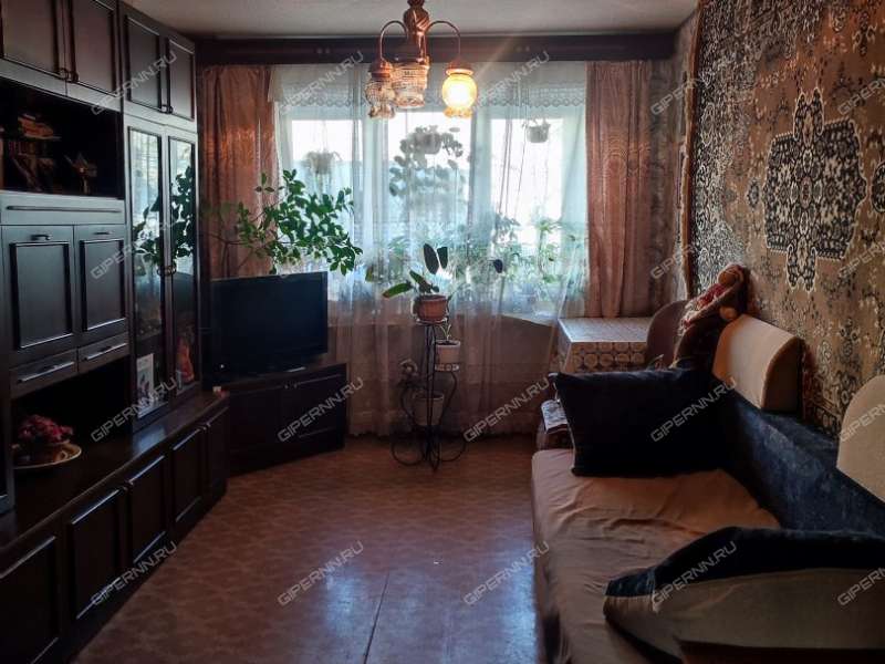 трёхкомнатная квартира на Берёзовской улице дом 102