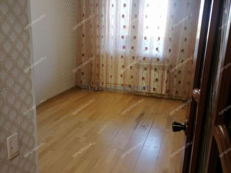 четырёхкомнатная квартира на улице Сергея Есенина дом 38