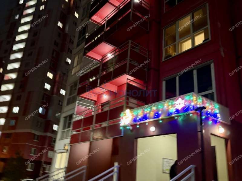 однокомнатная квартира на бульваре 60-летия Октября дом 23 к4