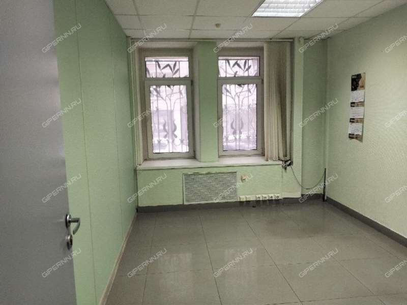 помещение под торговую площадь на Максима Горького ул., д.52