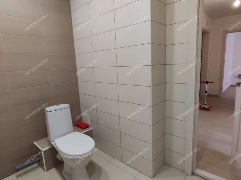 трёхкомнатная квартира на улице Новокузнечихинская дом 11