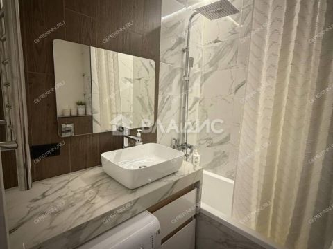 1-komnatnaya-ul-burnakovskaya-d-93 фото