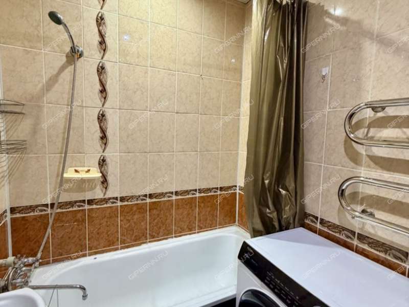 двухкомнатная квартира на улице Героя Советского Союза Поющева дом 9