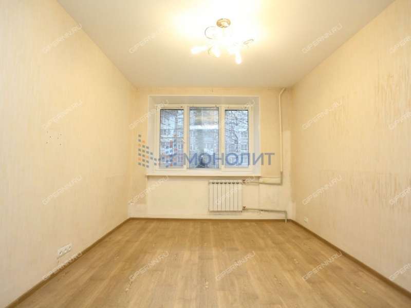 трёхкомнатная квартира на улице Бурденко дом 18