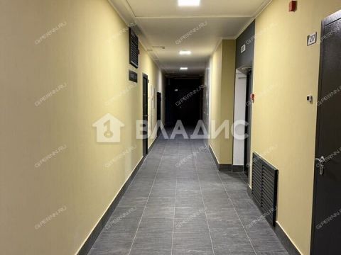 2-komnatnaya-ul-rodionova-d-31 фото