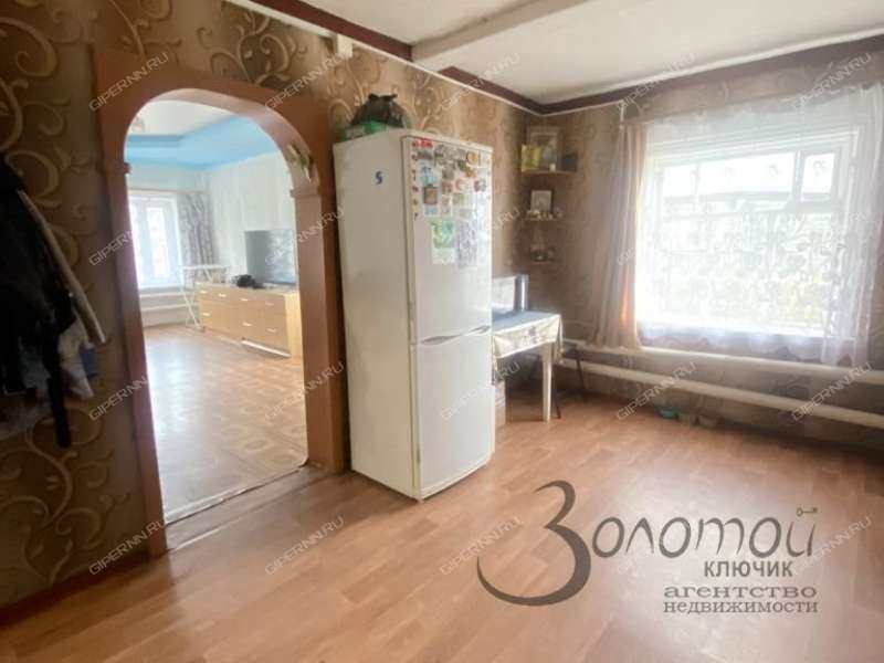 дом на Рождественская село Рождествено