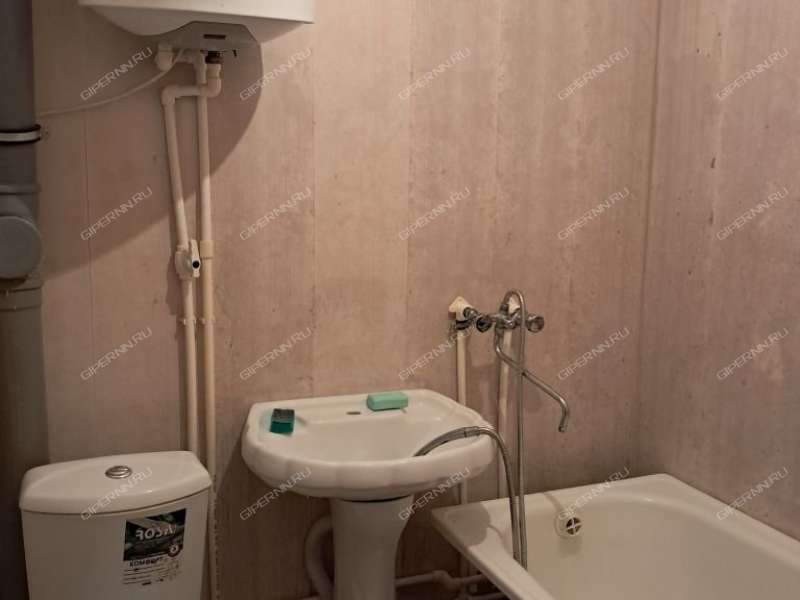 однокомнатная квартира на Больничная дом 47а посёлок городского типа Вача