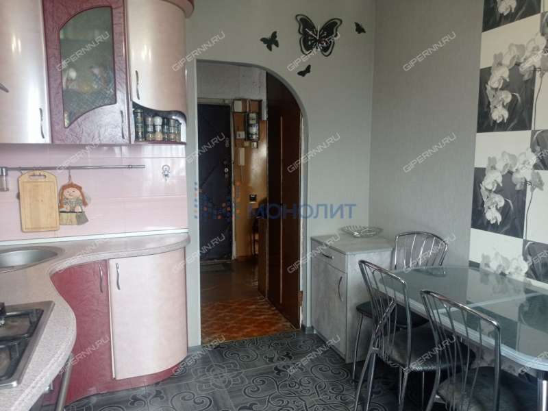 четырёхкомнатная квартира на Комсомольской площади дом 2 к1