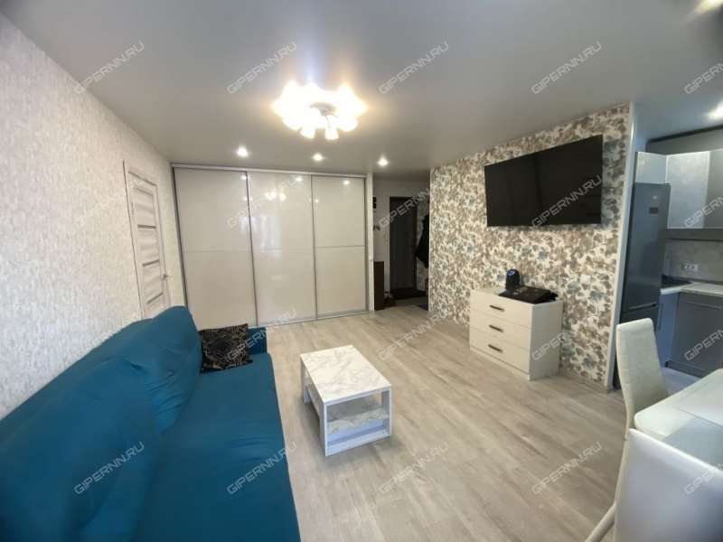 двухкомнатная квартира на улице Ванеева дом 61