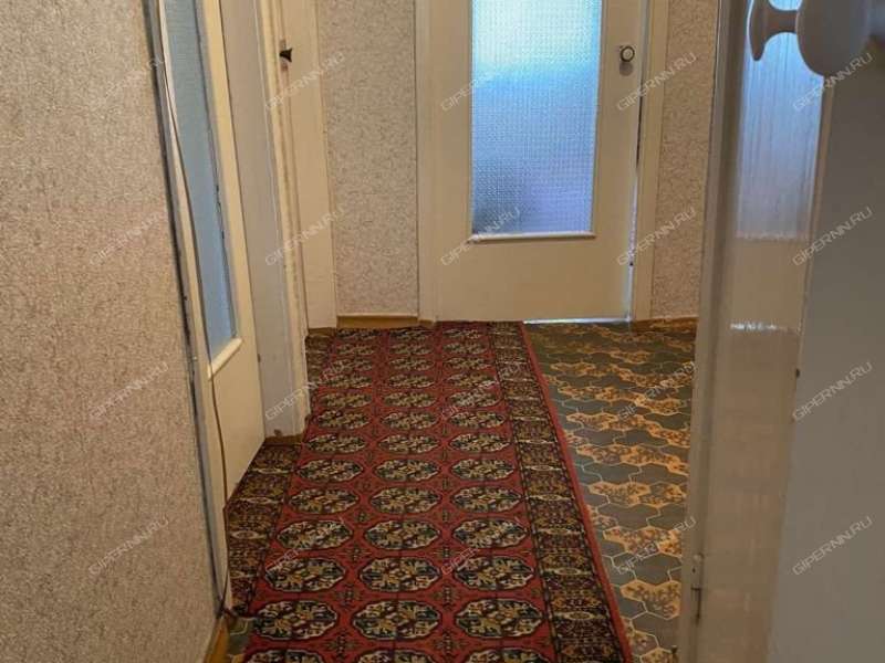 трёхкомнатная квартира на Южном шоссе дом 17