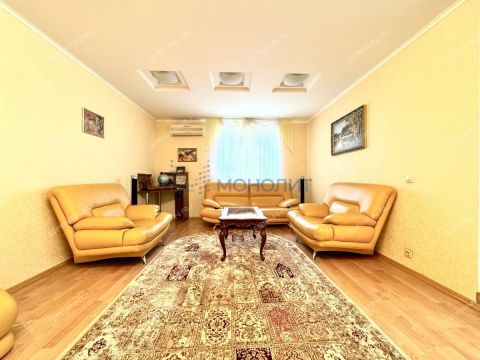 3-komnatnaya-ul-kerchenskaya-d-28 фото