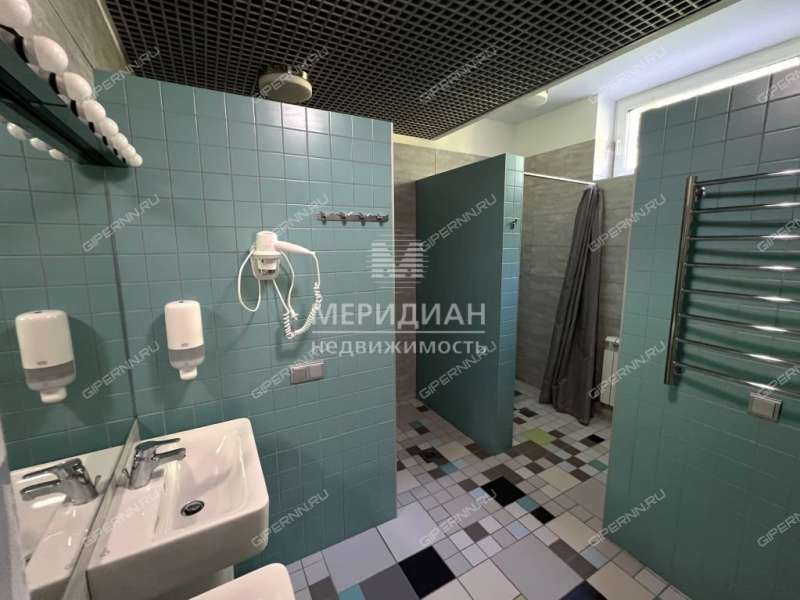 здание под коммерческую недвижимость на Альпийская село Шава