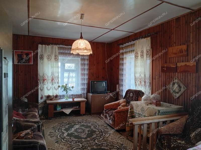 дом на улице Ограда село Татинец