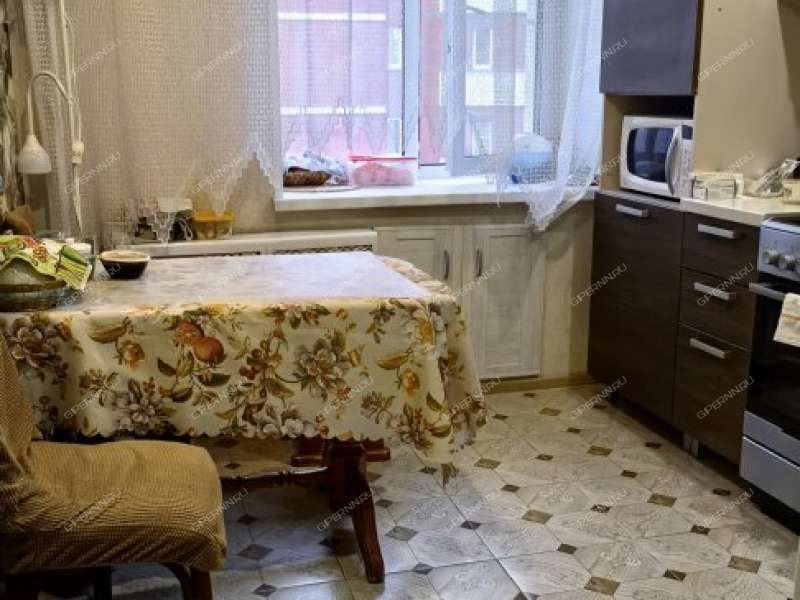 трёхкомнатная квартира на улице Октябрьской Революции дом 42