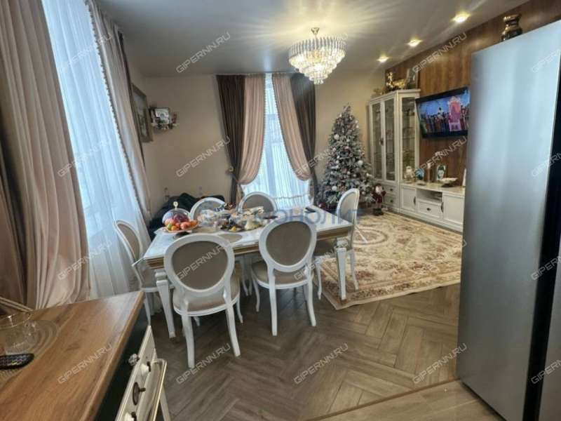 дом на Большей Окружной улице