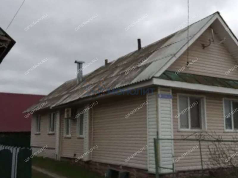 дом на Заречной улице село Ломовка