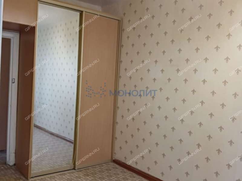 трёхкомнатная квартира на 4-й Дубравной улице дом 3