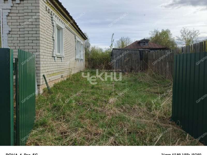 дом на улице Ленина село Новосёлки