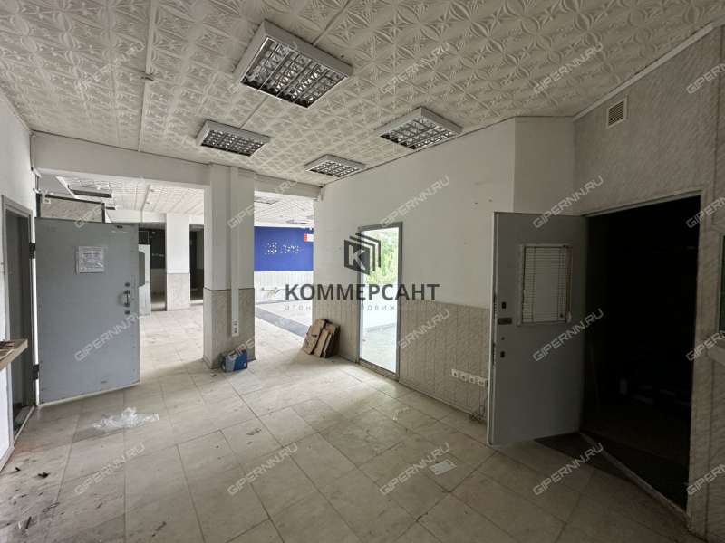 помещение под торговую площадь на улице Веденяпина