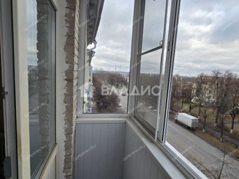 2-komnatnaya-prosp-kirova-d-8 фото