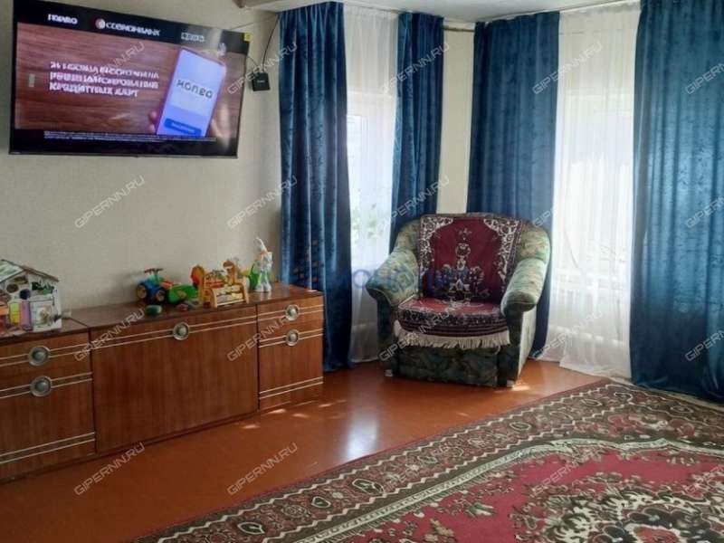 дом на улице Озерная посёлок Железнодорожный (Ситниковский сельсовет