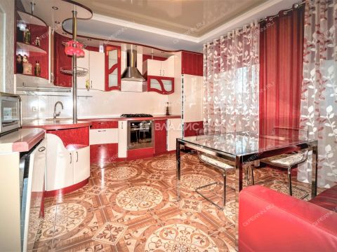 dom-derevnya-koposovo-ul-akademika-vavilova-d-141 фото