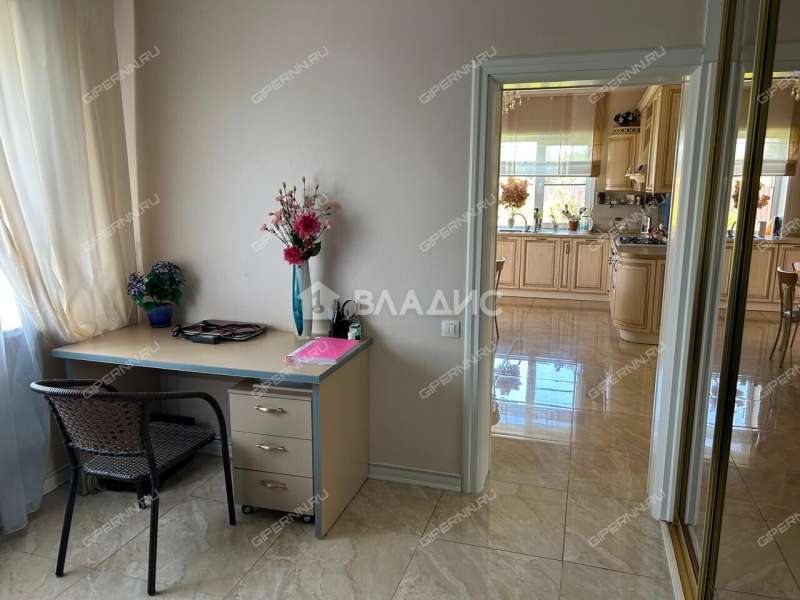 дом на улице Большая Дорога село Вязовка