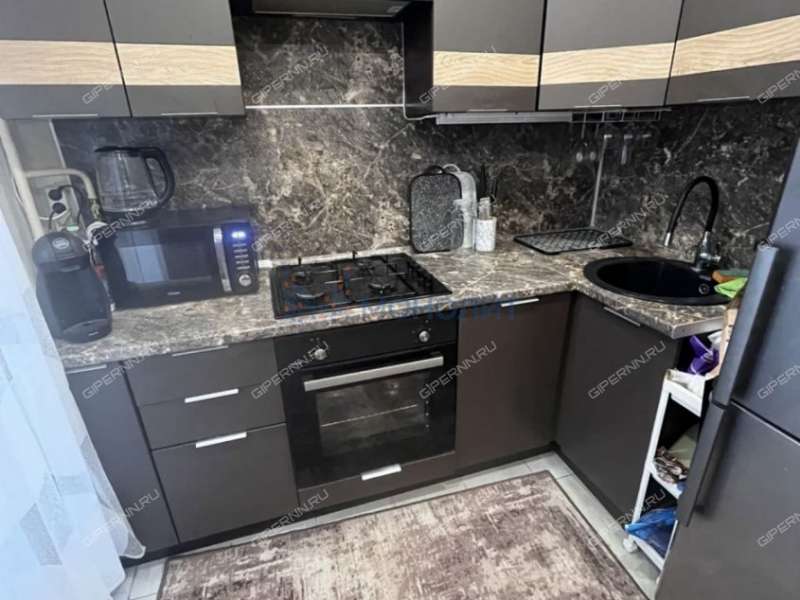 однокомнатная квартира на улице Юлиуса Фучика дом 10