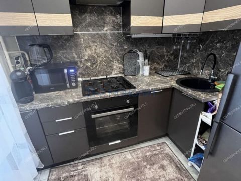 1-komnatnaya-ul-yuliusa-fuchika-d-10 фото