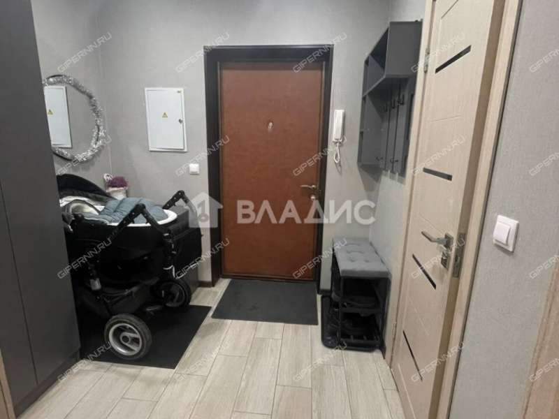 однокомнатная квартира на Волжской набережной дом 19