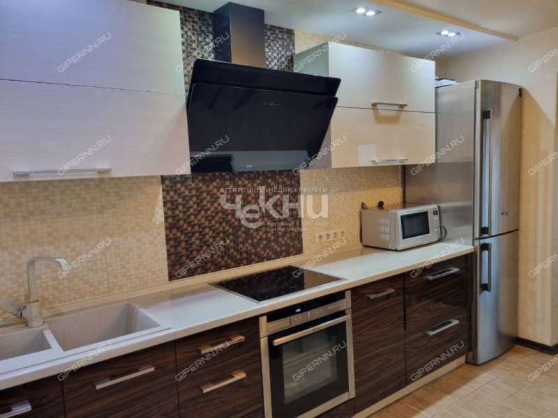 однокомнатная квартира на улице Героев Космоса дом 6