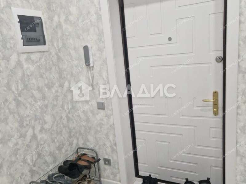 трёхкомнатная квартира на улице Белинского дом 62