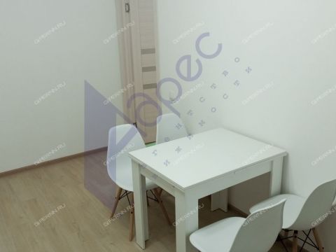 2-komnatnaya-prosp-geroev-donbassa-d-8 фото