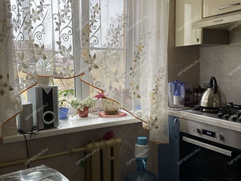 двухкомнатная квартира на Светлоярской улице дом 11