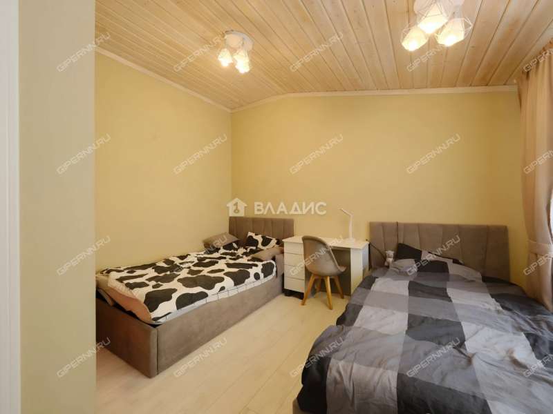 таунхаус на 424П