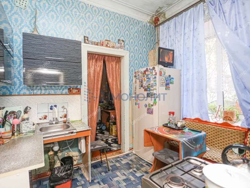 трёхкомнатная квартира на улице 50-летия Победы дом 6/2