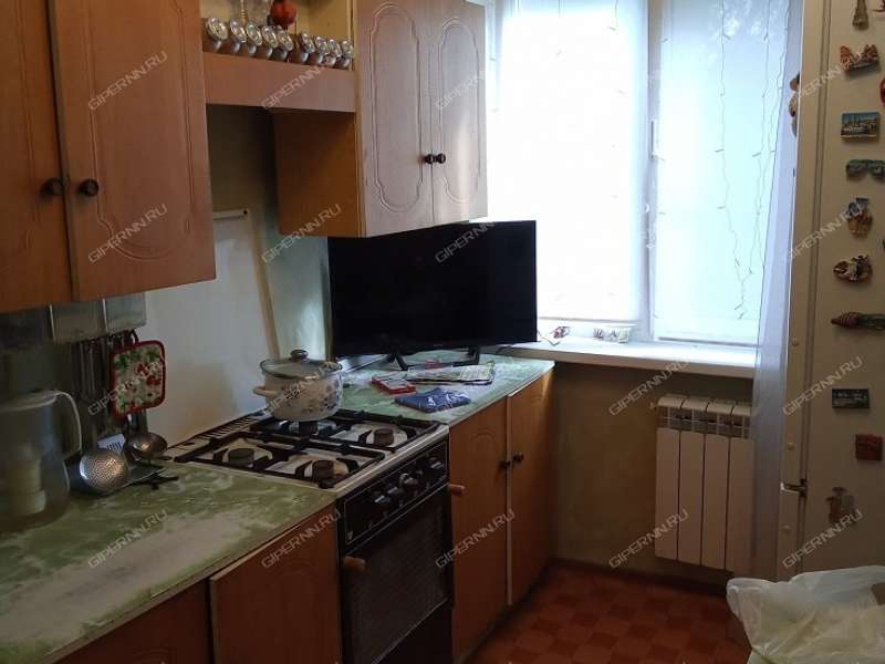 двухкомнатная квартира на улице Верхнепечёрская дом 1