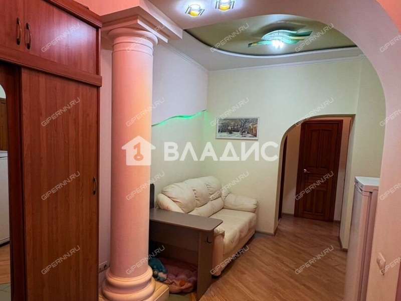 трёхкомнатная квартира на проспекте Октября дом 16