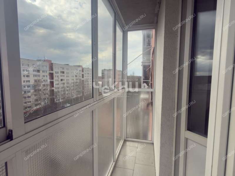 однокомнатная квартира на улице Движенцев дом 34