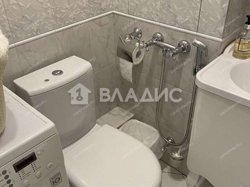 двухкомнатная квартира на Литературной улице дом 20А