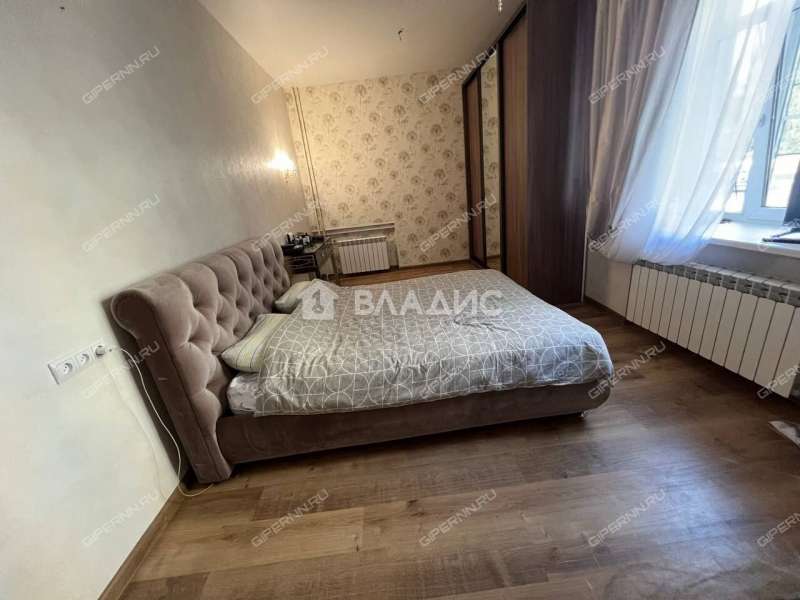 трёхкомнатная квартира на улице 50-летия Победы дом 6/2