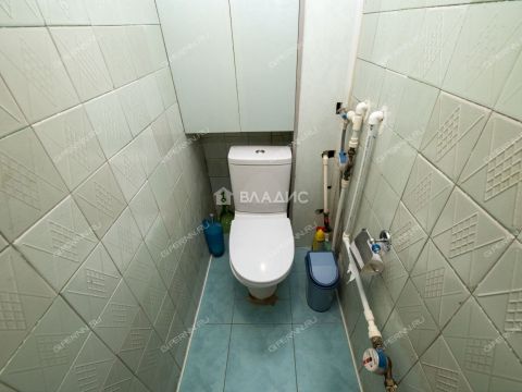 3-komnatnaya-b-r-zarechnyy-d-3 фото
