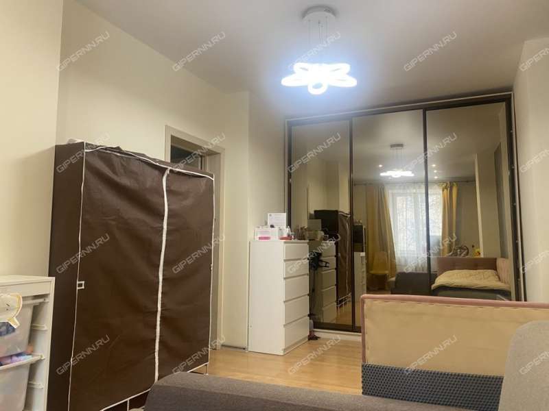 двухкомнатная квартира на улице Страж Революции дом 7