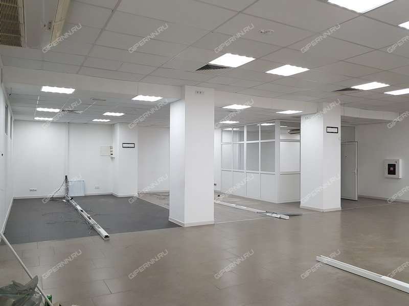 помещение под торговую площадь на Совнаркомовской улице