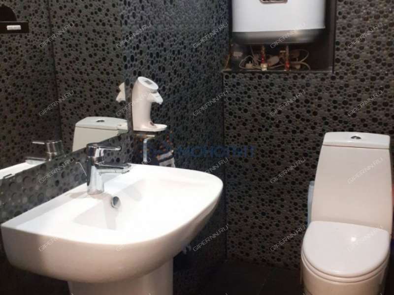 четырёхкомнатная квартира на Волжской набережной дом 8 к1