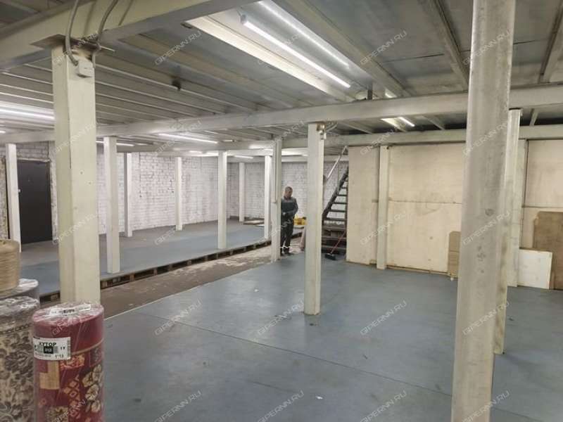 помещение под склад на Федосеенко ул.д.57