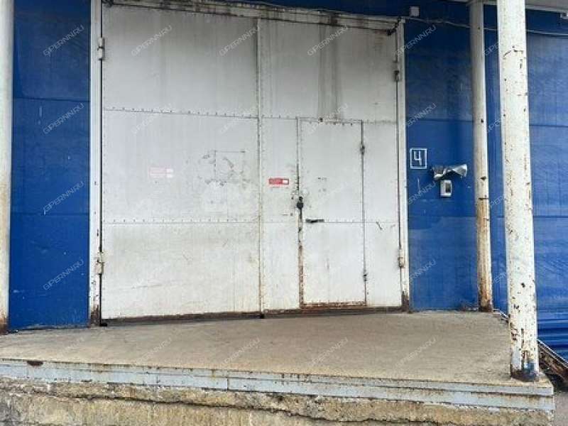 помещение под склад на улице Федосеенко