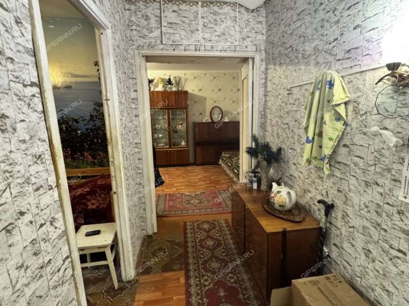 двухкомнатная квартира на улице Военных Комиссаров дом 5