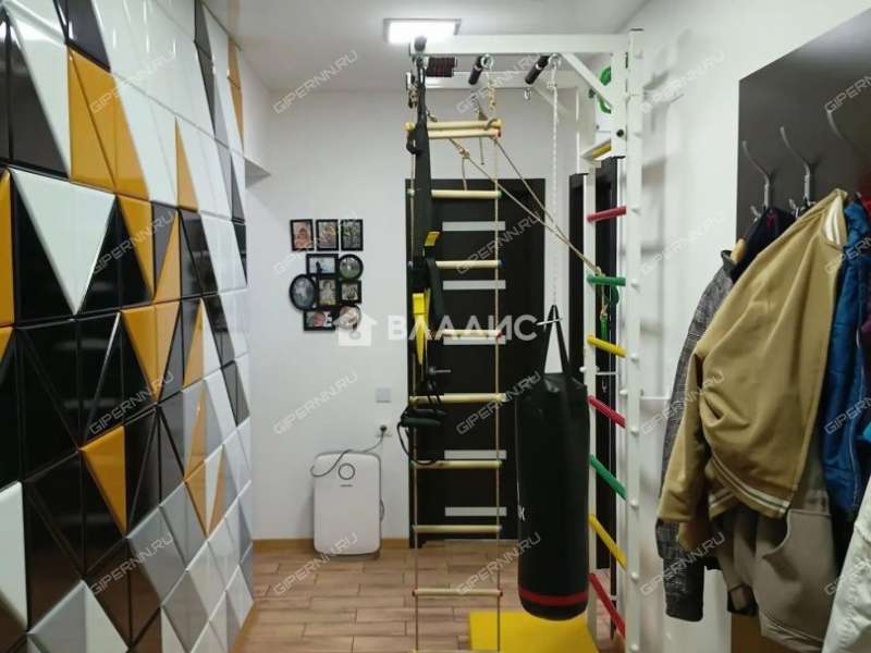 трёхкомнатная квартира на улице Янки Купалы дом 46 к2